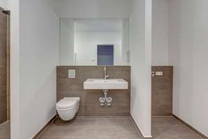 Erstbezug in Schöneberg: 4 Zimmer. 2 Bäder. Großer Balkon & Einbauküche. – 10781 Schöneberg, Berlin – Vorschaubild 3