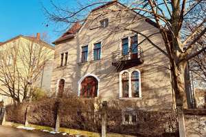 Stilvolle Altbauwohnung mit historischem Charme, Ausbaureserve und traumhaftem Gartengrundstück! – Die vollständige Adresse der Immobilie erhältst du vom Anbieter., 1157 Cotta (Stadtteil), Dresden – Vorschaubild 1