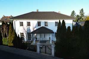 Gegen Gebot: Traumhafte Villa mit luxuriöser Ausstattung – exklusive Lage zw. Nürnberg und Schwabach – Schwabach – Vorschaubild 4