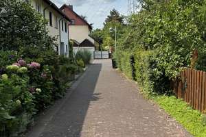 Gute geschnittenes Reihenmittelhaus, Bonn Buschdorf – Die vollständige Adresse der Immobilie erhältst du vom Anbieter., 53117 Tannenbusch, Bonn – Vorschaubild 2