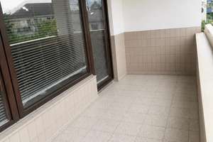 Freie 2-Zimmer-ETW mit großem Südwestbalkon, Aufzug und TG-Stellplatz im Kaufpreis enth – Im Stöckig 65, 90765 Ronhof, Kronach, Fürth – Vorschaubild 6