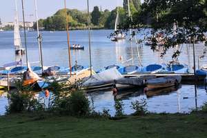 Begeehrte Lage, wenige Fussweg zu Alster mit 3 Balkonen