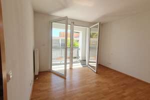 Charmante, barrierefreie Wohnung “ Nähe Arcaden“ in  Regensburg!!! – 93053 Galgenberg, Regensburg – Vorschaubild 2