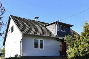 Einfamilienhaus mit Nebengebäuden und großem Grundstück – Die vollständige Adresse der Immobilie erhältst du vom Anbieter., 51545 Waldbröl – Vorschaubild 4