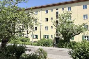 Licht, Ruhe, Charakter - 2 Zimmer im 2 Obergeschoss in Prenzlauer Berg