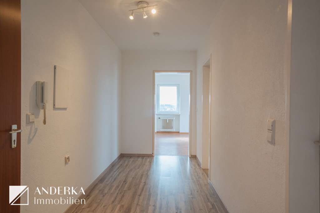 Immobilie in Günzburg - Helle Räume und klare Strukturen! 2-Zimmer-Wohnung mit Charme in Günzburg zu verkaufen! - Bild 2