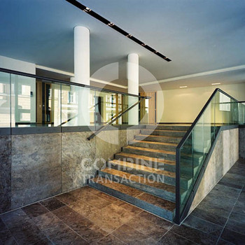 Optimal ausgestattete Büroflächen in bester Lage. combine Transaction.