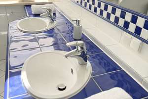 Exklusive Dachgeschoss-Maisonette-Wohnung mit Haus-im-Haus-Charakter in Bestlage nahe Menterschwaige – Die vollständige Adresse der Immobilie erhältst du vom Anbieter., 81545 Harlaching, München – Vorschaubild 23