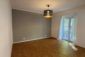Neu renovierte, geräumige 4-Zimmer-Wohnung mit Balkonen/neuer Küche/Parkplatz – Die vollständige Adresse der Immobilie erhältst du vom Anbieter., 65203 Biebrich, Wiesbaden – Vorschaubild 7
