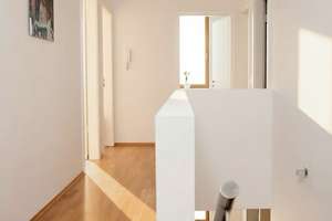 Haus in Haus, direkt am Waldrand mit großzügigem Garten in einem 2-Familienhaus – Die vollständige Adresse der Immobilie erhältst du vom Anbieter., 51107 Rath/Heumar, Köln – Vorschaubild 12
