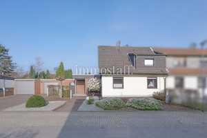 *RESERVIERT* HIER ZIEHT IHRE FAMILIE EIN! Doppelhaushälfte mit großem Grundstück & 2 Garagen in Gers – Essen – Vorschaubild 1