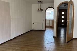 **Doppelhaushälfte mit Garage*Terrasse und kleinem Garten** – Die vollständige Adresse der Immobilie erhältst du vom Anbieter., 44319 Wickede, Dortmund – Vorschaubild 6