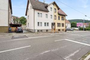 Kapitalanleger aufgepasst: Charmantes Mehrfamilienhaus in zentraler Lage von Albstadt-Ebingen – Die vollständige Adresse der Immobilie erhältst du vom Anbieter., 72458 Albstadt – Vorschaubild 3