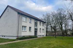 Offene Besichtigung 2.4.2025 12-13 Uhr !!!3 Raum Wohnung im 1. OG bezugsfrei!