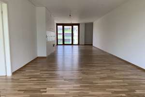 Lichtdurchflutete Wohnung am Zoopark - Wentzel Dr. – Graf-Recke-Str. 86, 40239 Düsseltal, Düsseldorf – Vorschaubild 4