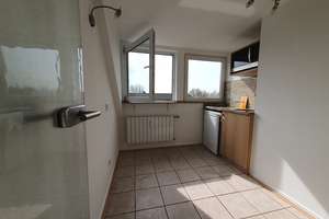 1,5 R.-DG-Apartment, gehobene Ausstattung (Hübsches Bad, Balkon, Kochgelegenh.)  in E Frintrop – Die vollständige Adresse der Immobilie erhältst du vom Anbieter., 45359 Frintrop, Essen – Vorschaubild 11