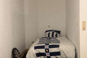 Alltagstaugliche teilmöblierte 1-Zimmer-Wohnung mit Balkon in Karlsruhe – Wilhelm-Hausenstein-Allee 10, 76187 Nordweststadt, Karlsruhe – Vorschaubild 5