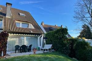 Doppelhaushälfte mit schönem Garten in bester Lage der Solinger-Südstadt. – Die vollständige Adresse der Immobilie erhältst du vom Anbieter., 42657 Solingen-Mitte, Solingen – Vorschaubild 2