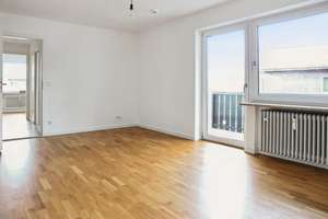 Komplett sanierte Wohnung mit Südloggia – Die vollständige Adresse der Immobilie erhältst du vom Anbieter., 85567 Grafing bei München – Vorschaubild 2