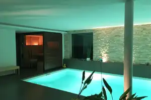 Architektenvilla mit Wellnessbereich & Einliegerwohnung – Reutlingen (Kreis) – Vorschaubild 2