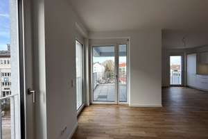 3-Zi.-Whg., 97,22 qm im 4. OG - SÜD STADT MITTE - ZUHAUSE MITTEN IN NEU-ULM – Die vollständige Adresse der Immobilie erhältst du vom Anbieter., 89231 Neu-Ulm – Vorschaubild 4