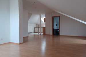 *Singles aufgepasst* DACHGESCHOSSWOHNUNG mit EBK*  – Rudolf-Renner-Straße 15, 1157 Dresden – Vorschaubild 5
