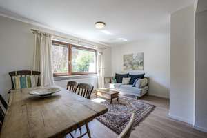 Reiheneckhaus mit Ausbaureserven – familienfreundlich, gepflegt, sonniger Garten – Die vollständige Adresse der Immobilie erhältst du vom Anbieter., 70499 Bergheim, Stuttgart – Vorschaubild 5