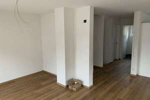Neuwertige Doppelhaushälfte in Wenzenbach/Irlbach – Die vollständige Adresse der Immobilie erhältst du vom Anbieter., 93173 Wenzenbach – Vorschaubild 4