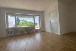 Lichtdurchfluteter Wohntraum mit Terrasse und Balkon – Gebhardweg 5, 81247 Obermenzing, München – Vorschaubild 3