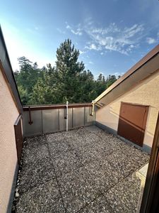 2,5-Zimmer-Wohnung mit Dachloggia und Tiefgaragenstellplatz