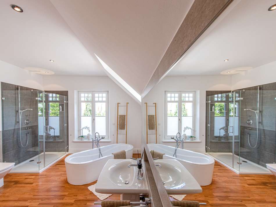 Elternbadezimmer