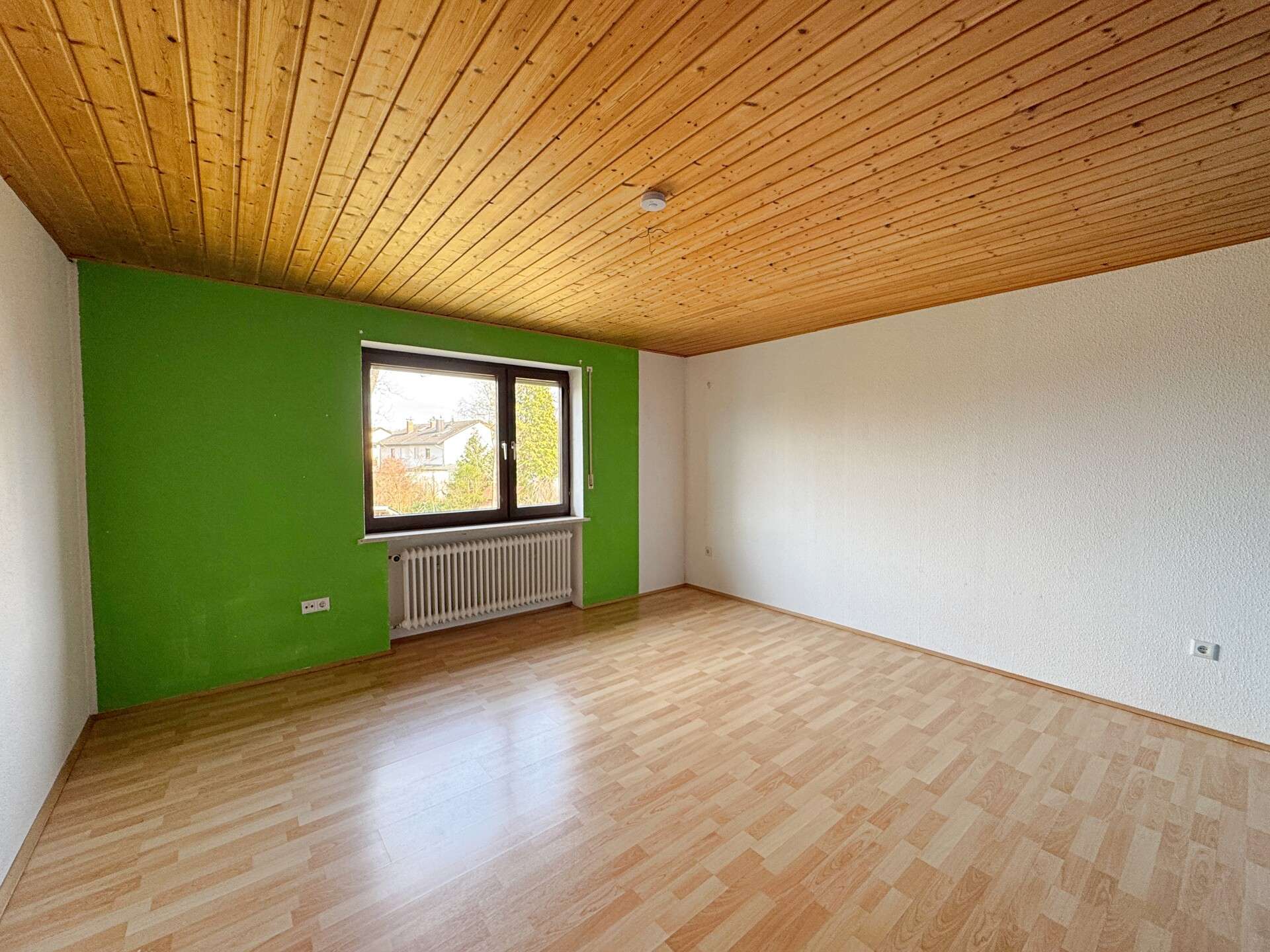 Immobilie in Emmerting - Riesiges Dreifamilienhaus - Perfekt für die ganze Familie, oder als Kapitalanlage - Bild 16