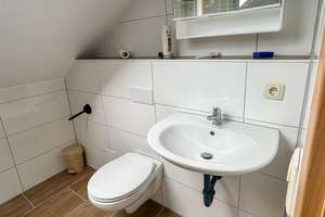 Renditestarkes Reihenmittelhaus mit 3 Wohneinheiten in 07973 Greiz – Die vollständige Adresse der Immobilie erhältst du vom Anbieter., 7973 Greiz – Vorschaubild 16