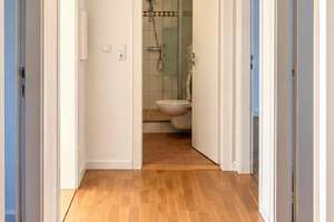 Helle 3-Zimmer-Wohnung mit Essbereich, Balkon, und Fahrstuhl in Kiel Dietrichsdorf – 24149 Neumühlen-Dietrichsdorf, Kiel – Vorschaubild 8