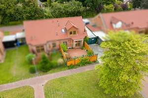 Ruhig gelegene Doppelhaushälfte in Aurich-Haxtum – gepflegt, funktional und in guter Nachbarschaft – Die vollständige Adresse der Immobilie erhältst du vom Anbieter., 26605 Aurich – Vorschaubild 2