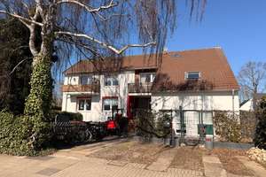 Kleine Dachgeschoss ETW mit Küchenzeile in Hannover-Davenstedt – Richard-Partzsch-Straße 9, 30455 Davenstedt, Hannover – Vorschaubild 1