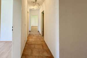 Renovierungsbedürftige 4-Zimmer-Wohnung mit Balkon in begehrter Weststadtlage – Die vollständige Adresse der Immobilie erhältst du vom Anbieter., 38120 Weststadt, Braunschweig – Vorschaubild 11