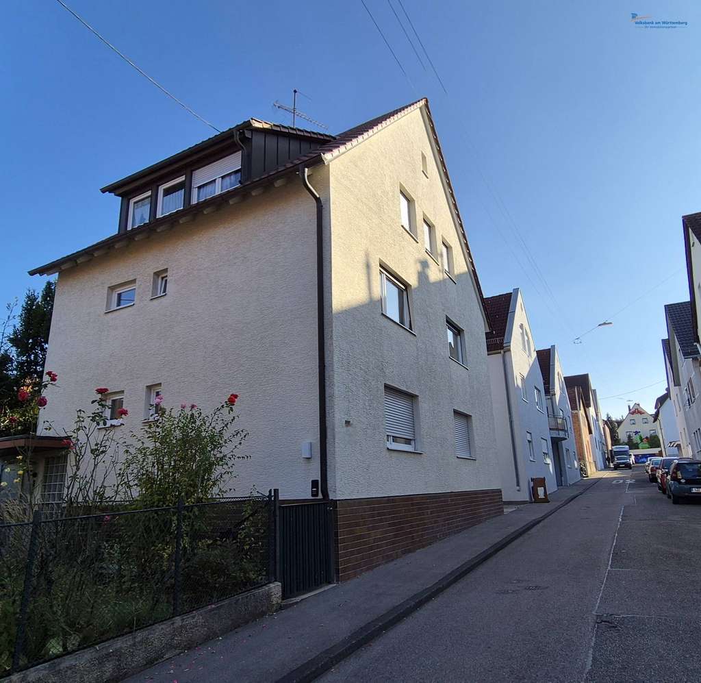 3-Zimmer-Wohnung im urbanen Fellbach – Perfekt zum Renovieren und Gestalten