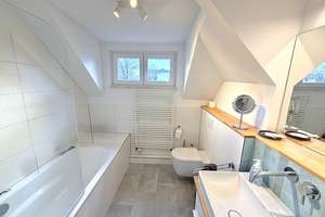 FRANK IMMOBILIEN - Familienidyll in Buckow! Kernsanierter 30er Jahre Klassiker mit Gartenparadies – Die vollständige Adresse der Immobilie erhältst du vom Anbieter., 12353 Buckow, Berlin – Vorschaubild 11