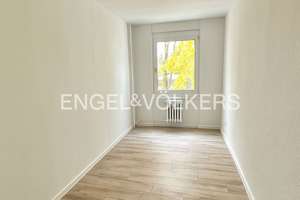 Wunderschöne 4 - Raumwohnung in Top Lage mit Einbauküche und Balkon – Fröbelstraße 134, 39110 Stadtfeld West, Magdeburg – Vorschaubild 7