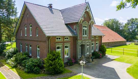 Bild von Ein Paradies für Pferdeliebhaber! Bis zu 60 Boxen und bis zu 13 Hektar Weidefläche!