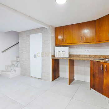 Renoviertes Duplex mit 3 Schlafzimmern, 5 Minuten vom Strand entfernt in Colera, Costa Brava