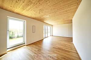 Sonnenplatz inklusive - modernes Zuhause in Geiselhöring ++Decker Immobilien++