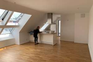 Von Privat! Moderne 3 Zi. Eigentumswohnung, mit Tiefgaragenstellplatz und Aufzug in begehrter Lage  – Die vollständige Adresse der Immobilie erhältst du vom Anbieter., 51069 Dellbrück, Köln – Vorschaubild 3