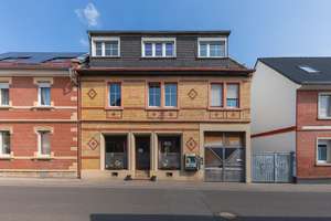 Charmantes Mehrparteien- Ensemble mit Hof im Herzen von Mainz-Hechtsheim