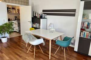 EXKLUSIVE WOHNUNG LUXURIÖS MÖBLIERT IN AUßERGEWÖHNLICHER LAGE SÜD-BALKON PARKETT NÄHE VOLKSGARTEN – Professor-Schwippert-Straße 5, 40591 Oberbilk, Düsseldorf – Vorschaubild 4