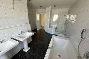 Aussergewöhnliche Maisonette mit Gartenanteil direkt  an der kleinen Donau – Die vollständige Adresse der Immobilie erhältst du vom Anbieter., 89231 Neu-Ulm – Vorschaubild 15
