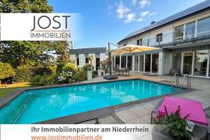 Energieeffizientes Einfamilienhaus mit Pool in Top-Lage von Odenkirchen. – Die vollständige Adresse der Immobilie erhältst du vom Anbieter., 41199 Odenkirchen-Mitte, Mönchengladbach – Vorschaubild 1