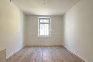 Helle 4-Zimmer-Altbauwohnung mit Balkon in Neuhausen – Die vollständige Adresse der Immobilie erhältst du vom Anbieter., 80634 Neuhausen, München – Vorschaubild 4