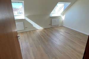 Helle 2-Zimmerwohnung mit Balkon – Kreuzsteinstraße 28, 90441 Schweinau, Nürnberg – Vorschaubild 6